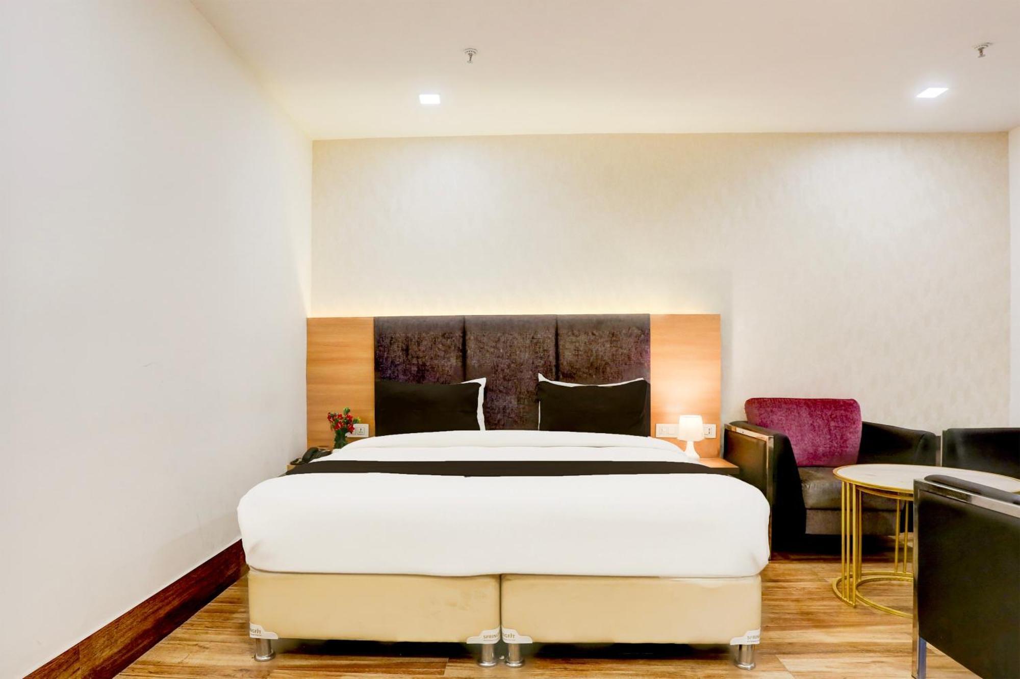 Palette Calista Premium Resort Samalkha Eksteriør bilde